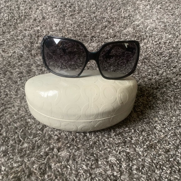 Coach Polarized Black Sunglasses main image 0